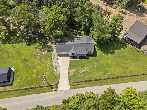 View/Area - 1505 E Piney Rd, Dickson, TN 37055 photo 8 of 9