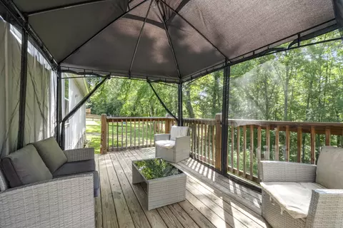 Exterior - 1505 E Piney Rd, Dickson, TN 37055 photo 7 of 17