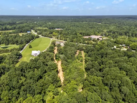 View/Area - 1505 E Piney Rd, Dickson, TN 37055 photo 2 of 9