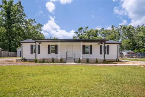 654 W Main St, Hohenwald, TN 38462