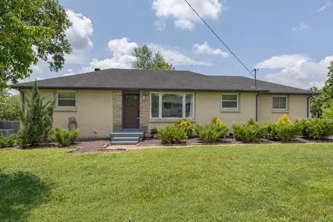 1930 Valley Park Dr, Nashville, TN 37216