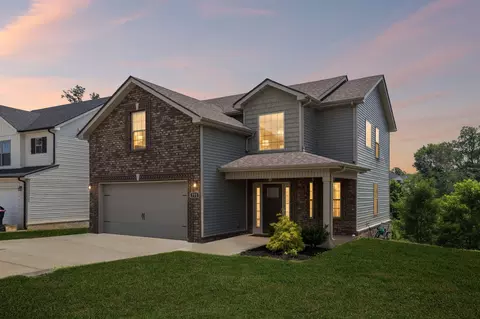 771 Jodine Ann Dr, Clarksville, TN 37043