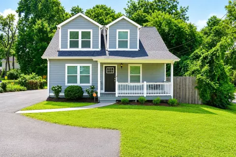 2028 Jones Cir, Nashville, TN 37207