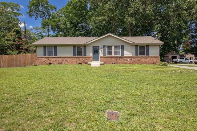 245 Charlemagne Blvd, Clarksville, TN 37042