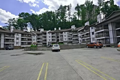 616 Turkey Nest Rd #208, Gatlinburg, TN 37738