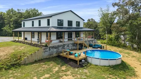 132 Hiwassee Dr, Decatur, TN 37322