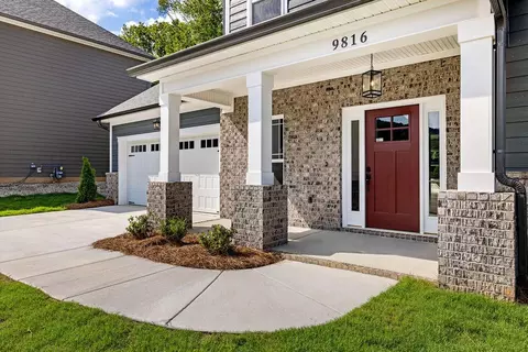 Exterior - 9816 Mayfly Rd, Ooltewah, TN 37363 photo 2 of 5