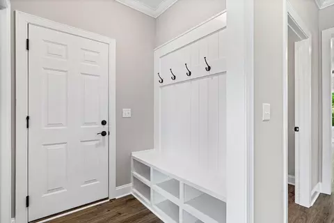 Entry Way - 9816 Mayfly Rd, Ooltewah, TN 37363 photo 10 of 10