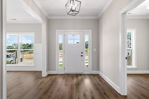 Entry Way - 9816 Mayfly Rd, Ooltewah, TN 37363 photo 3 of 10