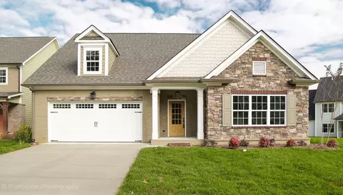 11882 Herons Haven Dr #50, Soddy Daisy, TN 37379