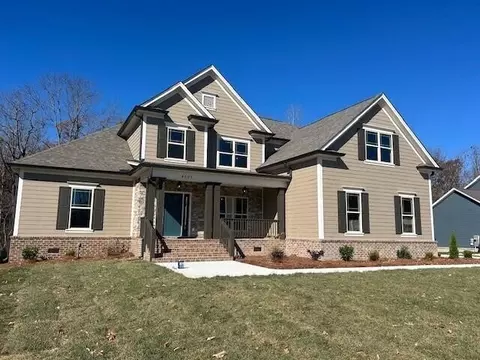 4605 Signal Forest Dr #46, Signal Mountain, TN 37377