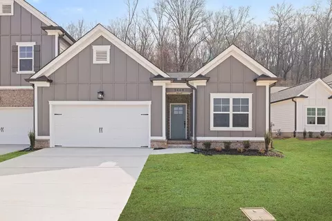 1669 Destiny Dr, Hixson, TN 37343