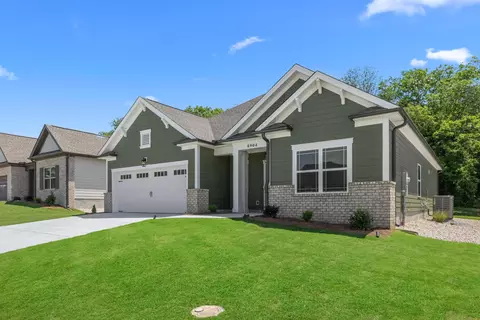 8904 Knolling Loop, Ooltewah, TN 37363 photo 4