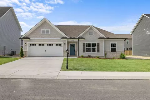 373 Winchester Dr, Rossville, GA 30741