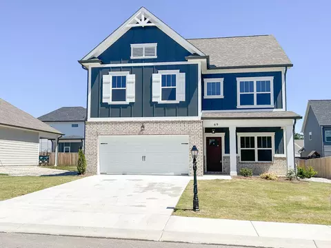 69 Winchester Dr, Fort Oglethorpe, GA 30742