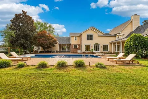 643 Cornwall Rd, Clarksville, TN 37043