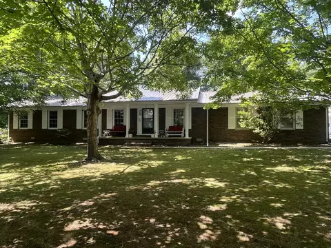 23 Woods Edge Rd, Winchester, TN 37398