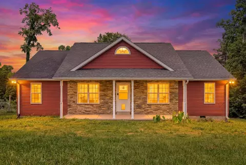 171 High Point Rd, Erin, TN 37061
