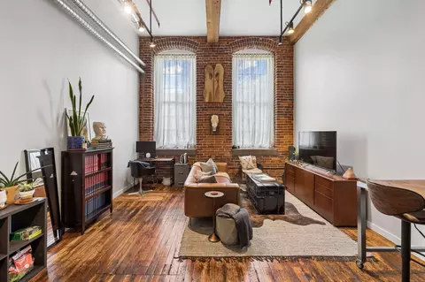 1350 Rosa L Parks Blvd #335, Nashville, TN 37208
