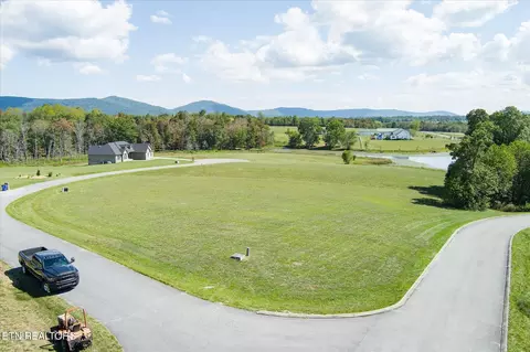 91 Whitson Ln, Crossville, TN 38572