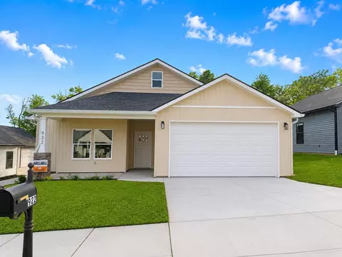 922 Stratford Ave, Sweetwater, TN 37874