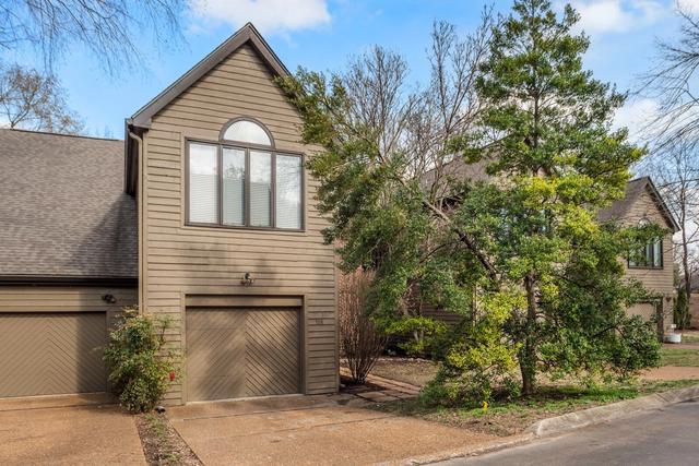 708 Harpeth Trace Dr, Nashville, TN 37221