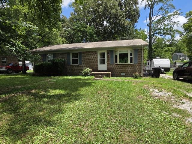 929 S Franklin St, Tullahoma, TN 37388
