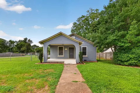502 5th St, Lawrenceburg, TN 38464