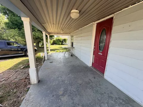 16 Saint Francis St, Englewood, TN 37329