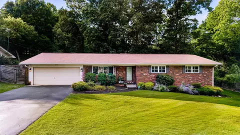 3844 Woodcrest Cir NW, Cleveland, TN 37312