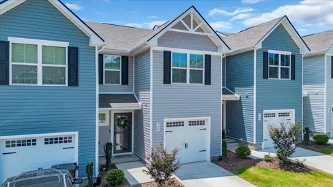 738 Cottoncloud Dr, Lebanon, TN 37090