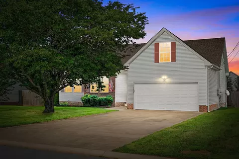 3439 Loon Dr, Clarksville, TN 37042