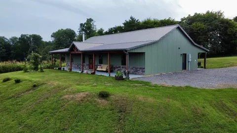 Exterior - 354 Dyer Ridge Rd, Baxter, TN 38544 photo 10 of 18