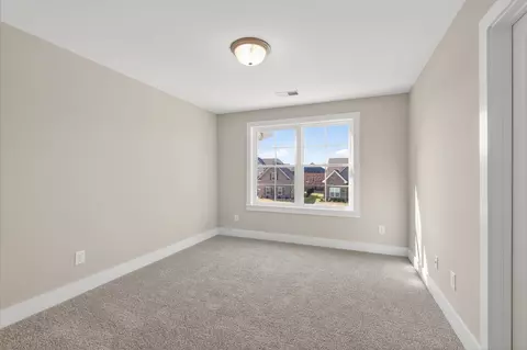 Bedroom - 5609 Sinclair St, Murfreesboro, TN 37127 photo 2 of 8