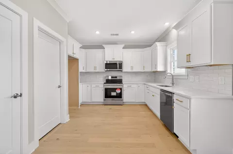 Kitchen - 5609 Sinclair St, Murfreesboro, TN 37127 photo 1 of 4