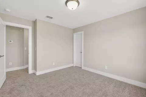 Bedroom - 5609 Sinclair St, Murfreesboro, TN 37127 photo 5 of 8