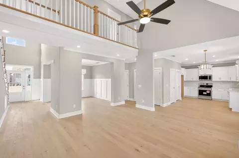 Entry Way - 5609 Sinclair St, Murfreesboro, TN 37127 photo 3 of 6