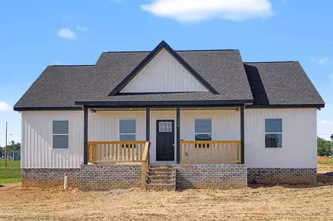 304 Irene Ct, Lafayette, TN 37083