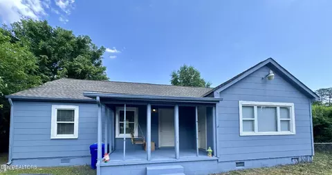 826 N Chamberlain Ave, Rockwood, TN 37854
