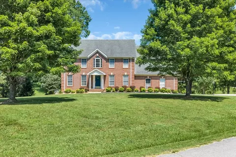 141 W Laurel Ave, Mcminnville, TN 37110