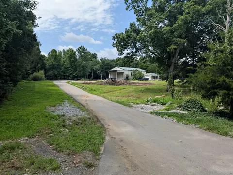 297 Rock Springs Midland Rd, Christiana, TN 37037
