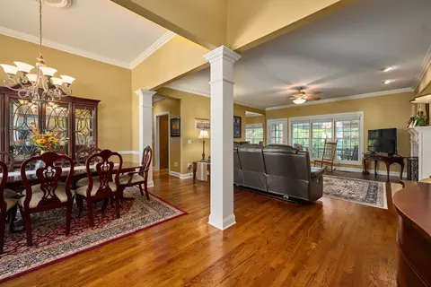 Dining - 413 Founders Ct, Springfield, TN 37172 photo 1 of 5