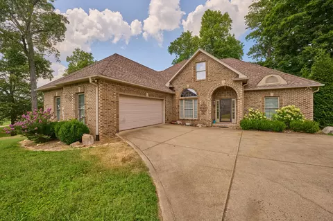 Exterior - 413 Founders Ct, Springfield, TN 37172 photo 2 of 17