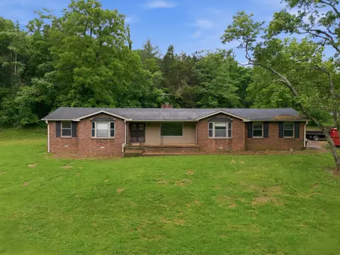 101 E Allen Rd, Hendersonville, TN 37075