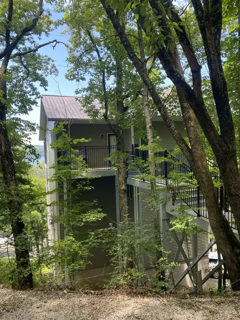 263 Floating Mill Village Rd, Silver Point, TN 38582