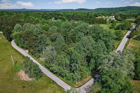 View/Area - 305 Caney Bend Rd, Doyle, TN 38559 photo 7 of 20