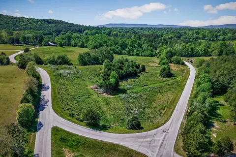View/Area - 305 Caney Bend Rd, Doyle, TN 38559 photo 2 of 20