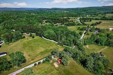 View/Area - 305 Caney Bend Rd, Doyle, TN 38559 photo 8 of 20