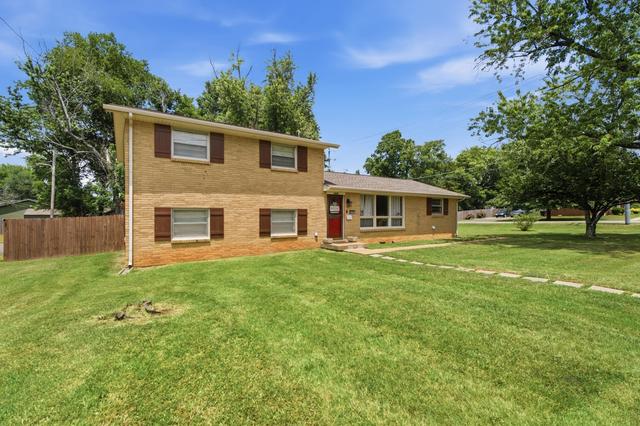 1002 W Northfield Blvd, Murfreesboro, TN 37129