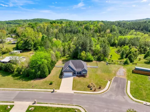 53 Ginger Lake Dr, Rock Spring, GA 30739 photo 2